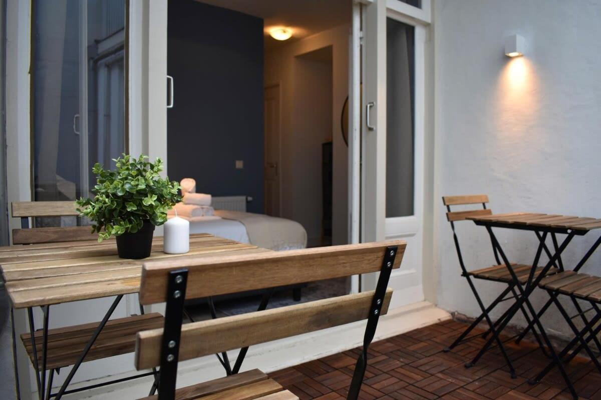 Rembrandtplein House A Bed & Breakfast Amsterdam Exterior photo